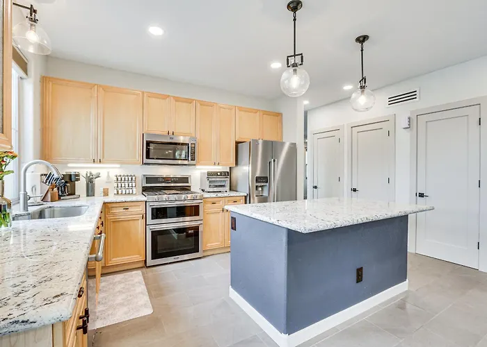 Holiday home Pool Access + Golf Course View! Retreat Goodyear